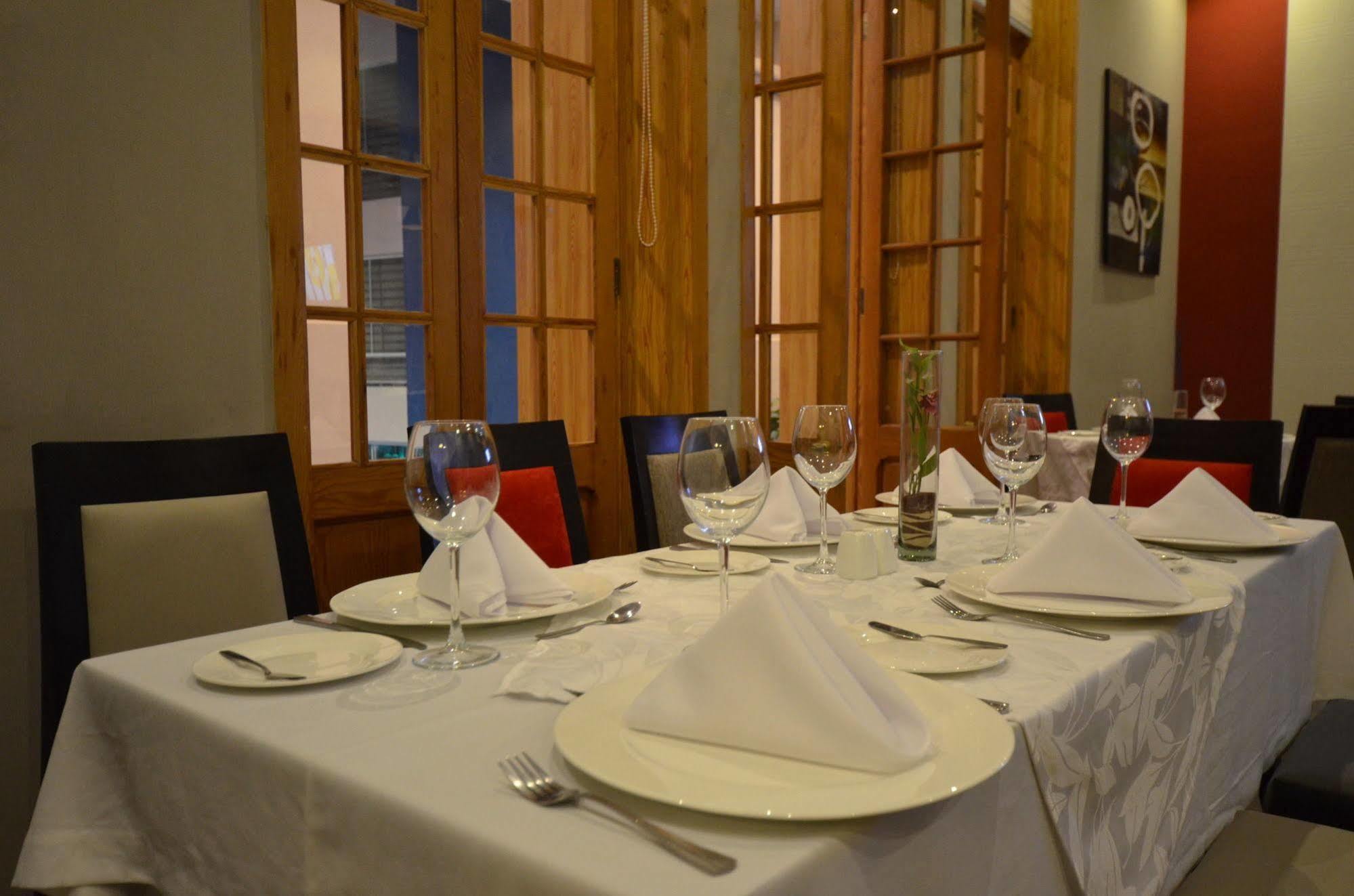 Camino Plaza Hotel Cochabamba Eksteriør billede